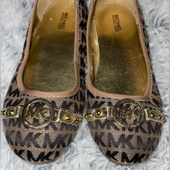 Michael Michael Kors - Signature Ballet Flats Big Girls Size 4 - Picture 4 of 7